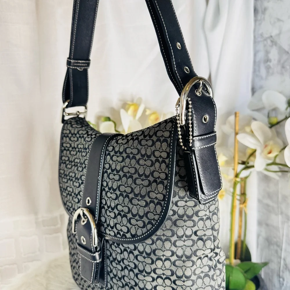 Coach Hobo Crossbody Bag in Signature Canvas - Picture 7 of 9